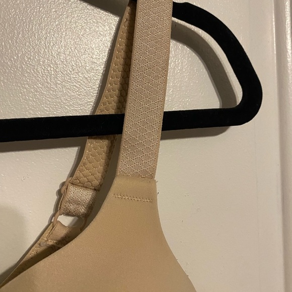 Vanity Fair Women's Tan Bra Adjustable Strap sz 49D - Picture 5 of 9